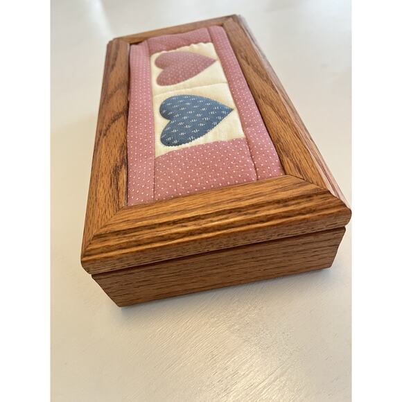 Vtg Tennessee Wood Crafters Oak Keepsake Box Quilted Heart Insert 9” Folk Art - Picture 3 of 14